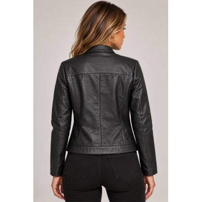 Μαύρο Jacket Δερματίνης με Διάτρητες Λεπτομέρειες